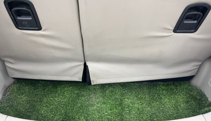 2019 Mahindra MARAZZO M4 7 STR, Diesel, Manual, 71,260 km, Boot Inside