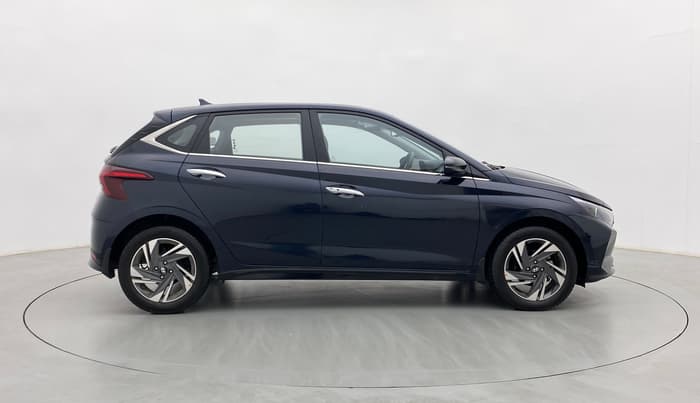 2022 Hyundai NEW I20 ASTA (O) 1.5 CRDI MT, Diesel, Manual, 21,628 km, Right Side View