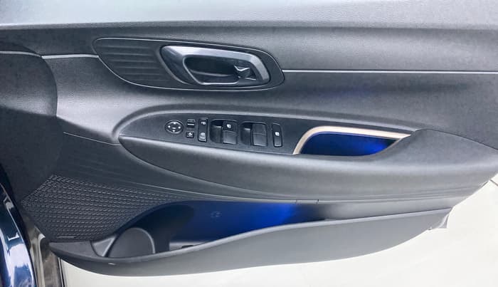 2022 Hyundai NEW I20 ASTA (O) 1.5 CRDI MT, Diesel, Manual, 21,628 km, Driver Side Door Panels Control