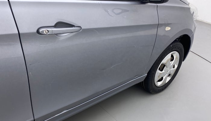 2018 Tata Tiago XT 1.2 REVOTRON, Petrol, Manual, 48,036 km, Driver-side door - Minor scratches