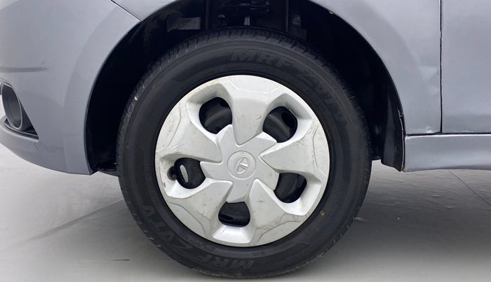 2018 Tata Tiago XT 1.2 REVOTRON, Petrol, Manual, 48,036 km, Left Front Wheel