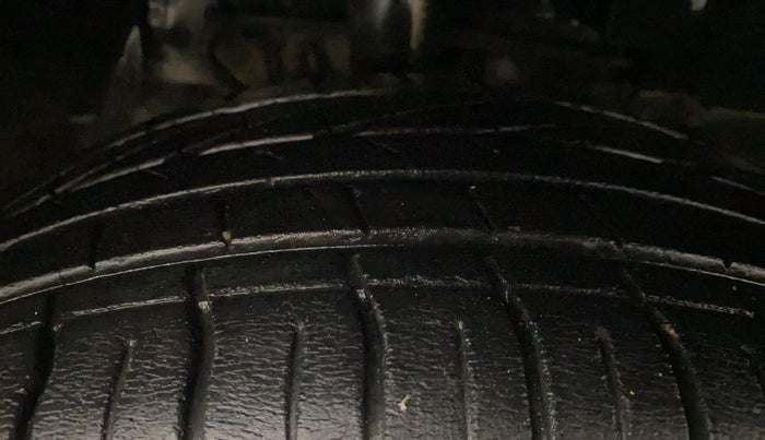 2019 Tata NEXON XZA PLUS PETROL, Petrol, Automatic, 26,246 km, Right Front Tyre Tread