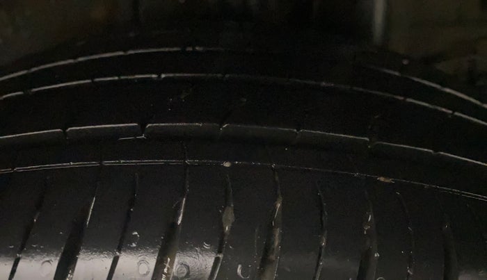 2023 KIA SONET HTX 1.5 AT, Diesel, Automatic, 13,804 km, Left Rear Tyre Tread