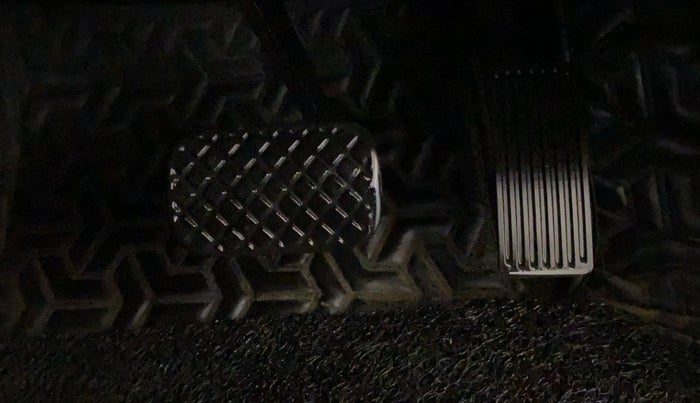 2020 MG HECTOR SHARP 1.5 DCT PETROL, Petrol, Automatic, 32,498 km, Pedals