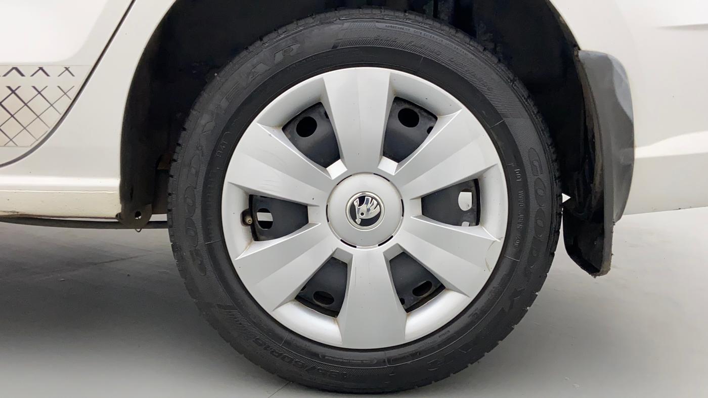 2019 Skoda Rapid 1.6 MPI MT ACTIVE, Petrol, Manual, 41,903 km, Left Rear Wheel