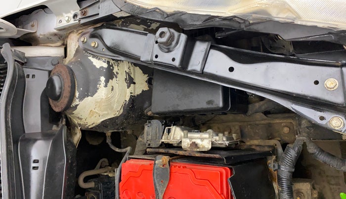 2014 Maruti Swift ZXI, Petrol, Manual, 33,447 km, Left Apron - Apron minor rusted