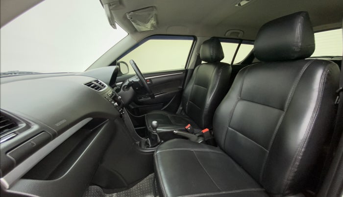 2014 Maruti Swift ZXI, Petrol, Manual, 33,447 km, Right Side Front Door Cabin