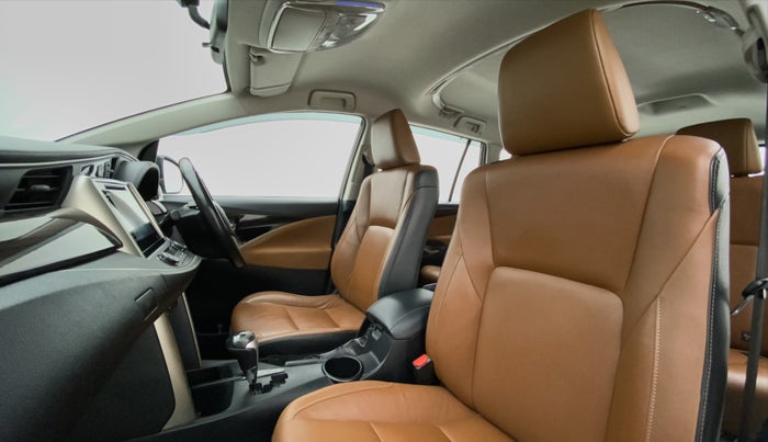 2016 Toyota Innova Crysta 2.8 ZX AT 7 STR, Diesel, Automatic, 54,222 km, Right Side Front Door Cabin