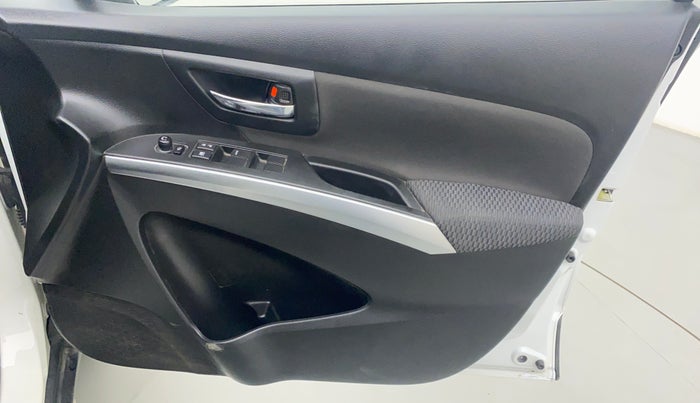 2021 Maruti S Cross ZETA AT 1.5 SHVS, Petrol, Automatic, 18,696 km, Driver Side Door Panels Control