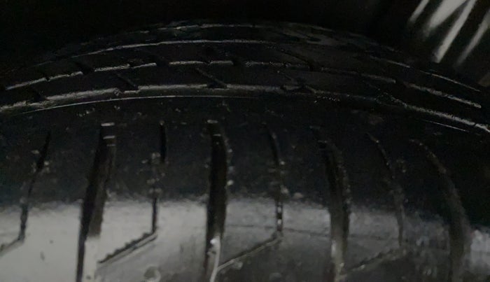 2021 Maruti S Cross ZETA AT 1.5 SHVS, Petrol, Automatic, 18,696 km, Right Front Tyre Tread