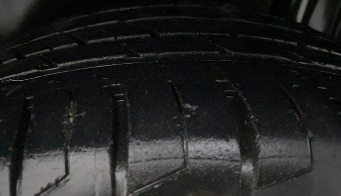 2021 Maruti S Cross ZETA AT 1.5 SHVS, Petrol, Automatic, 18,696 km, Right Rear Tyre Tread
