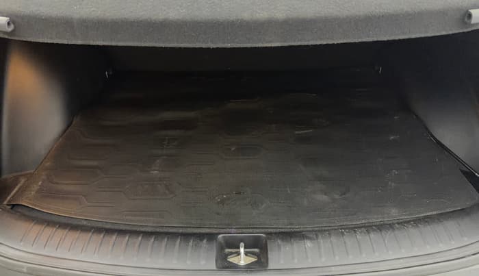 2020 KIA SELTOS HTK PLUS 1.5, Petrol, Manual, 57,489 km, Boot Inside