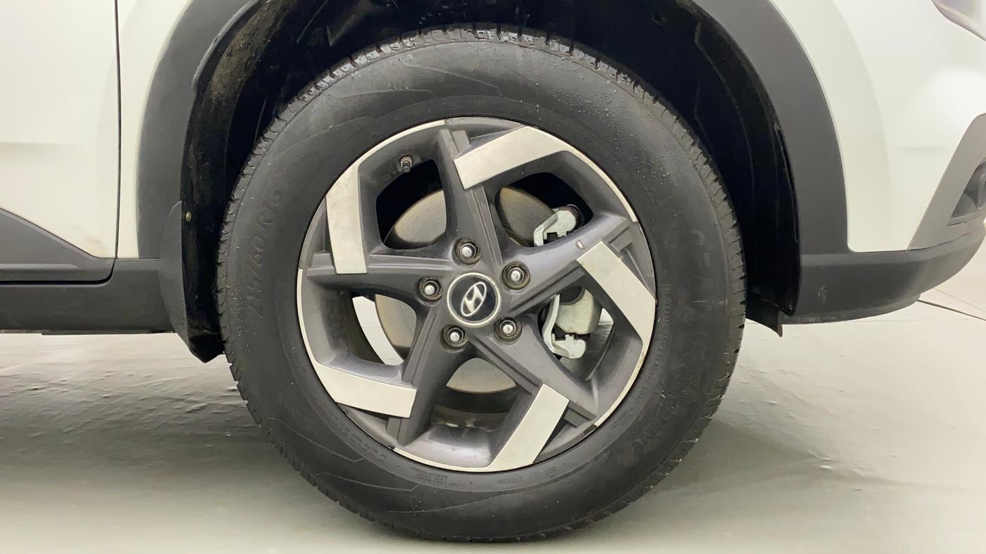 2022 Hyundai VENUE SX PLUS 1.0 TURBO DCT, Petrol, Automatic, 1,316 km, Right Front Wheel