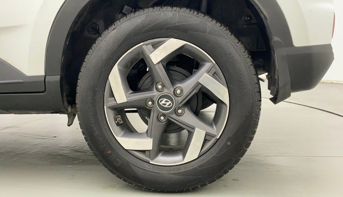 2022 Hyundai VENUE SX PLUS 1.0 TURBO DCT, Petrol, Automatic, 1,316 km, Left Rear Wheel