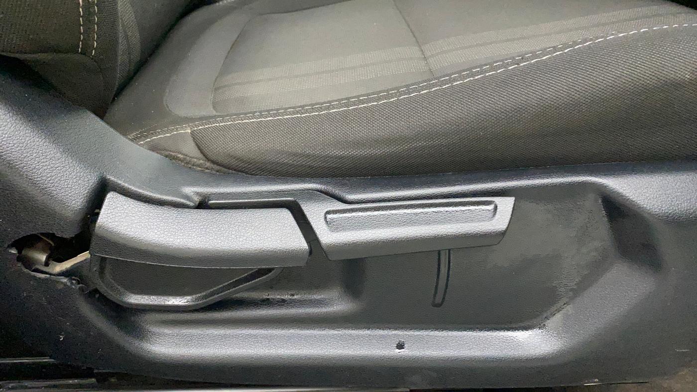 2022 Hyundai VENUE SX PLUS 1.0 TURBO DCT, Petrol, Automatic, 1,316 km, Driver Side Adjustment Panel