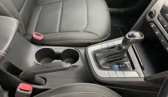 2017 Hyundai New Elantra 2.0 SX AT PETROL, Petrol, Automatic, 51,814 km, Gear Lever