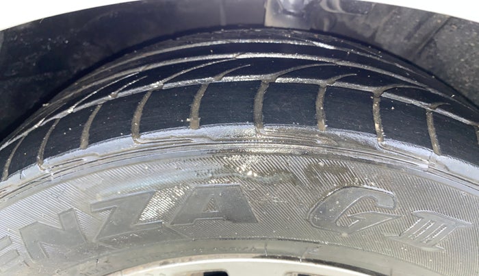 2017 Hyundai New Elantra 2.0 SX AT PETROL, Petrol, Automatic, 51,814 km, Right Front Tyre Tread