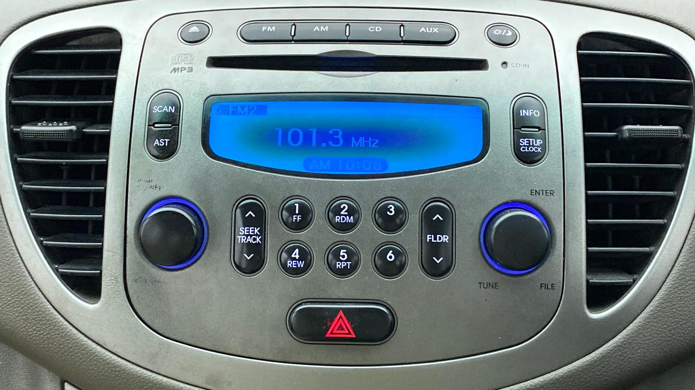 2012 Hyundai i10 SPORTZ 1.2, Petrol, Manual, 73,424 km, Infotainment System