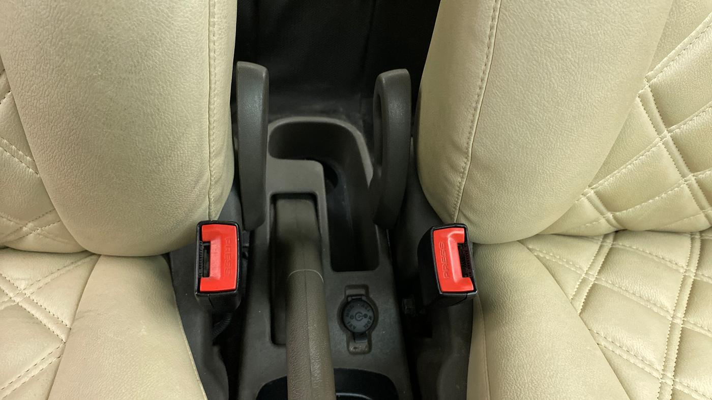 2012 Hyundai i10 SPORTZ 1.2, Petrol, Manual, 73,424 km, Driver Side Adjustment Panel