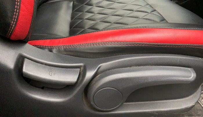 2019 Hyundai i20 Active 1.2 S, Petrol, Manual, 41,539 km, Driver Side Adjustment Panel