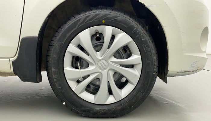 2015 Maruti Celerio VXI AMT, Petrol, Automatic, 63,631 km, Right Front Wheel