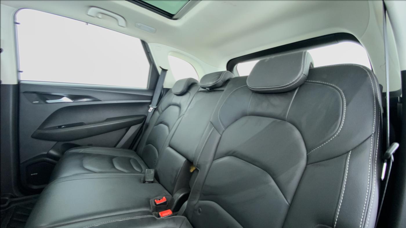 2019 MG HECTOR SHARP DCT PETROL, Petrol, Automatic, 34,036 km, Right Side Rear Door Cabin