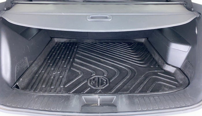 2019 MG HECTOR SHARP DCT PETROL, Petrol, Automatic, 34,036 km, Boot Inside