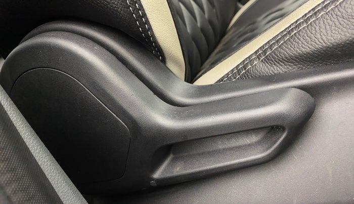 2022 Tata TIGOR XZ PETROL, Petrol, Manual, 17,896 km, Driver Side Adjustment Panel