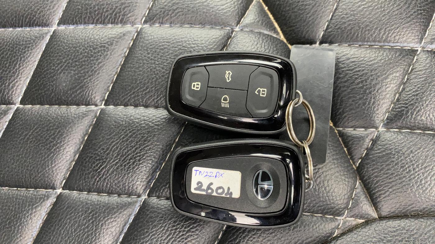 2022 Tata TIGOR XZ PETROL, Petrol, Manual, 17,896 km, Key Close Up