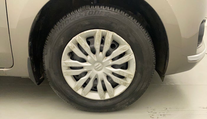 2018 Maruti Dzire VXI AMT, Petrol, Automatic, 26,386 km, Right Front Wheel