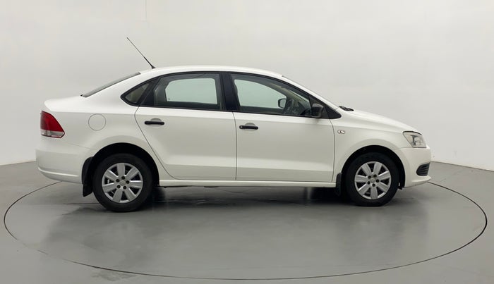 2012 Volkswagen Vento TRENDLINE 1.6, Petrol, Manual, 48,402 km, Right Side