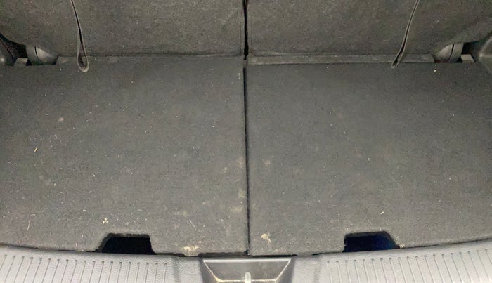 2022 Maruti XL6 ALPHA PLUS MT, Petrol, Manual, 43,138 km, Boot Inside