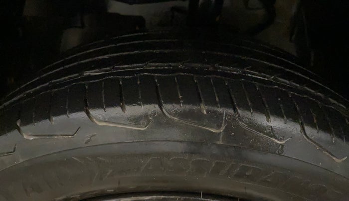 2024 Tata NEXON Smart Plus S 1.2 iCNG, CNG, Manual, 22,604 km, Left Front Tyre Tread