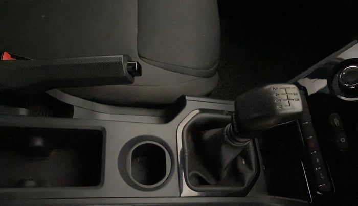 2024 Tata NEXON Smart Plus S 1.2 iCNG, CNG, Manual, 22,604 km, Gear Lever