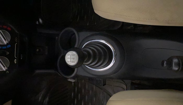 2015 Honda Brio VX MT, Petrol, Manual, 94,108 km, Gear Lever