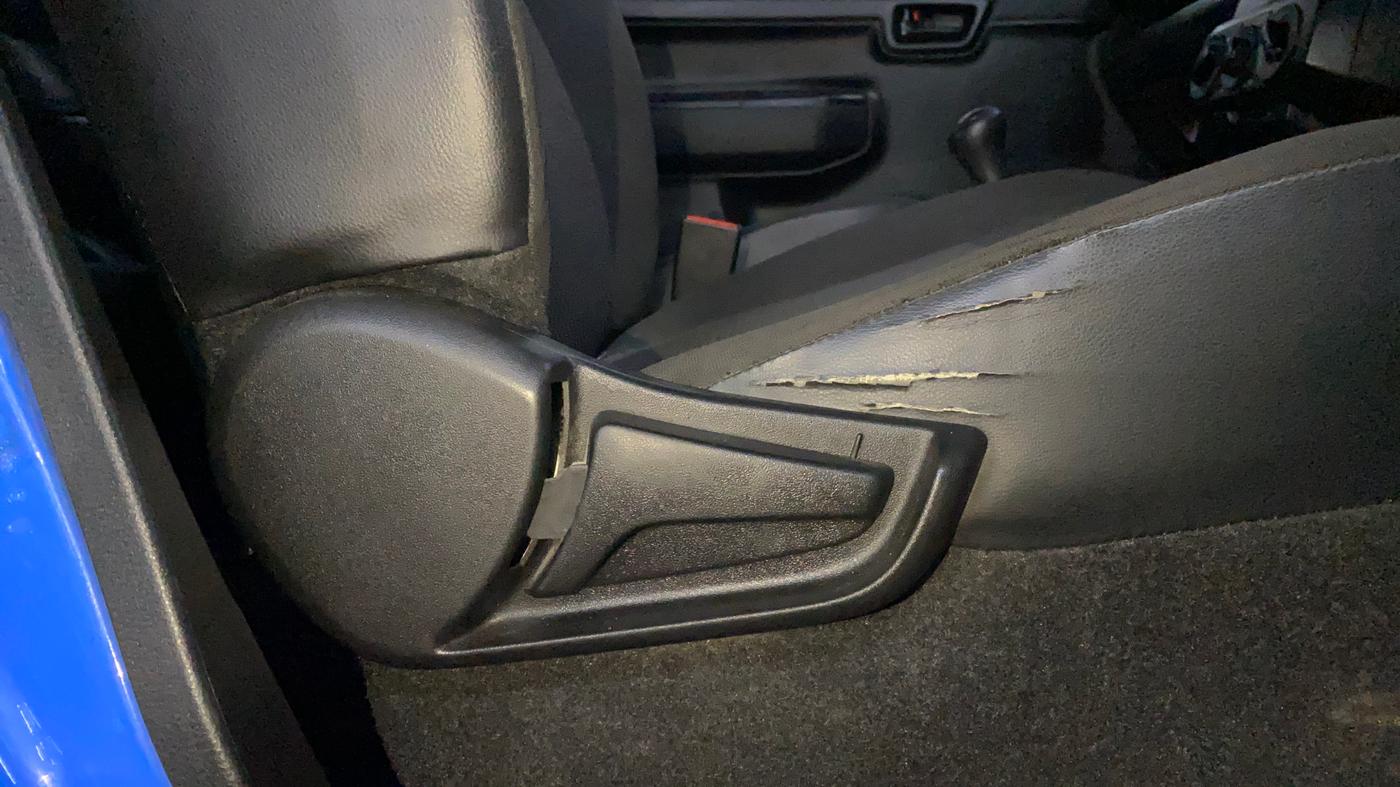 2021 Maruti S PRESSO VXI, Petrol, Manual, 26,385 km, Driver Side Adjustment Panel