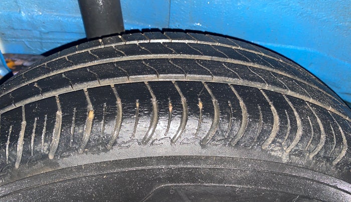 2021 Maruti S PRESSO VXI, Petrol, Manual, 26,385 km, Right Rear Tyre Tread