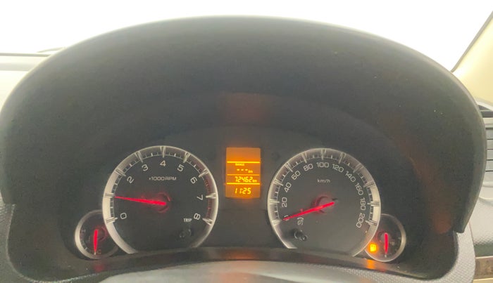 2014 Maruti Swift Dzire VXI, Petrol, Manual, 72,438 km, Odometer Image