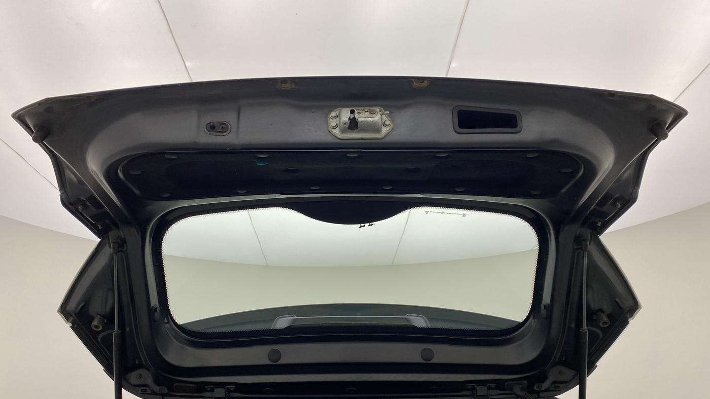 2018 Tata NEXON XT 1.2, Petrol, Manual, 55,700 km, Boot Door Open