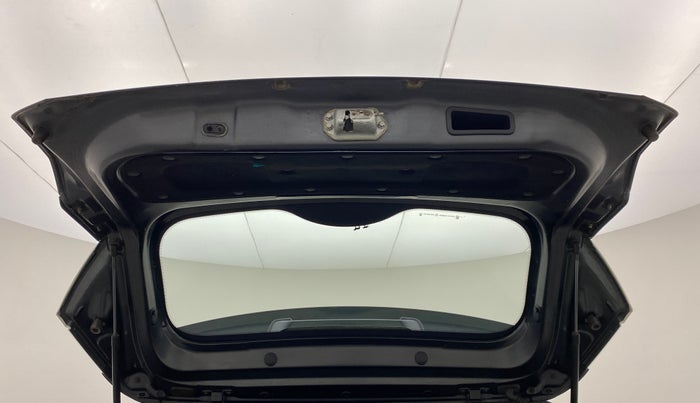 2018 Tata NEXON XT 1.2, Petrol, Manual, 55,700 km, Boot Door Open