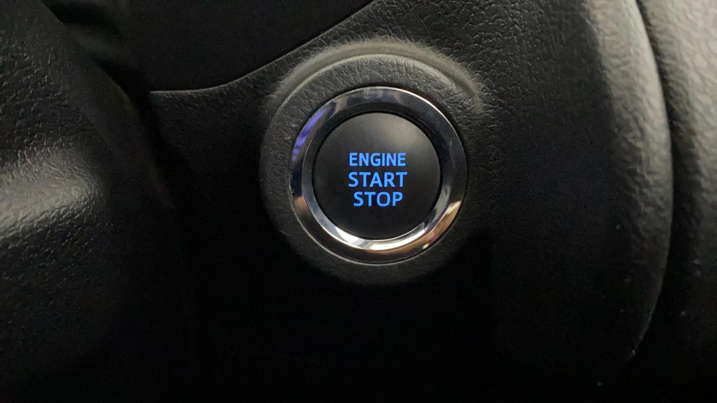 2022 Toyota Innova Crysta 2.7 ZX AT 7 STR, Petrol, Automatic, 10,460 km, Keyless Start/ Stop Button