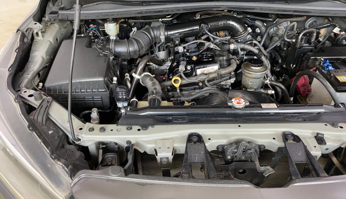 2022 Toyota Innova Crysta 2.7 ZX AT 7 STR, Petrol, Automatic, 10,460 km, Engine View - Right