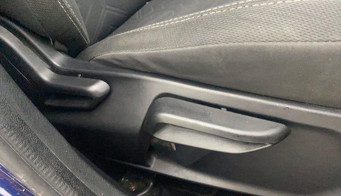 2022 Tata NEXON XZ PLUS (HS) PETROL, Petrol, Manual, 61,053 km, Driver Side Adjustment Panel