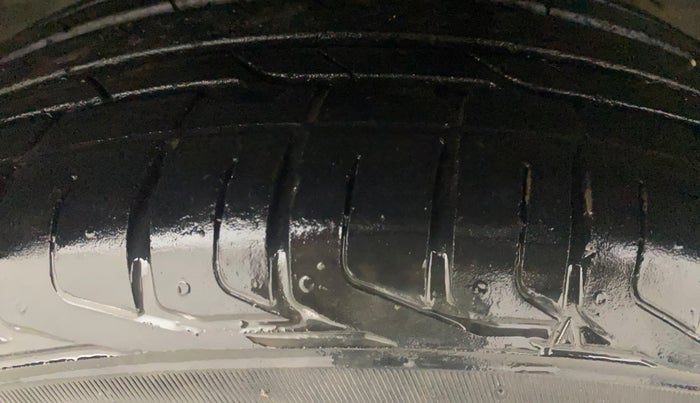 2022 Tata NEXON XZ PLUS (HS) PETROL, Petrol, Manual, 61,053 km, Right Front Tyre Tread