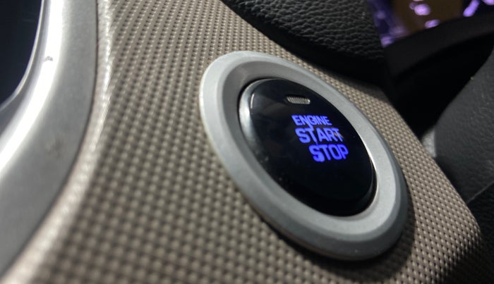 2017 Hyundai Creta SX PLUS AT 1.6 DIESEL, Diesel, Automatic, 92,929 km, Keyless Start/ Stop Button