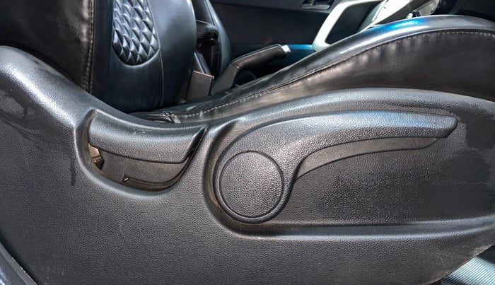 2017 Hyundai Creta SX PLUS AT 1.6 DIESEL, Diesel, Automatic, 92,929 km, Driver Side Adjustment Panel