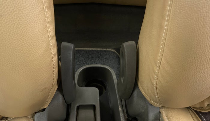 2012 Hyundai i10 MAGNA 1.2, CNG, Manual, 32,985 km, Driver Side Adjustment Panel