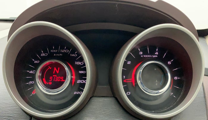 2014 Mahindra XUV500 W8, Diesel, Manual, 91,361 km, Odometer Image