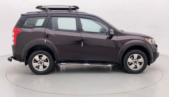 2014 Mahindra XUV500 W8, Diesel, Manual, 91,361 km, Right Side View