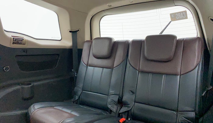 2014 Mahindra XUV500 W8, Diesel, Manual, 91,361 km, Third Seat Row ( optional )